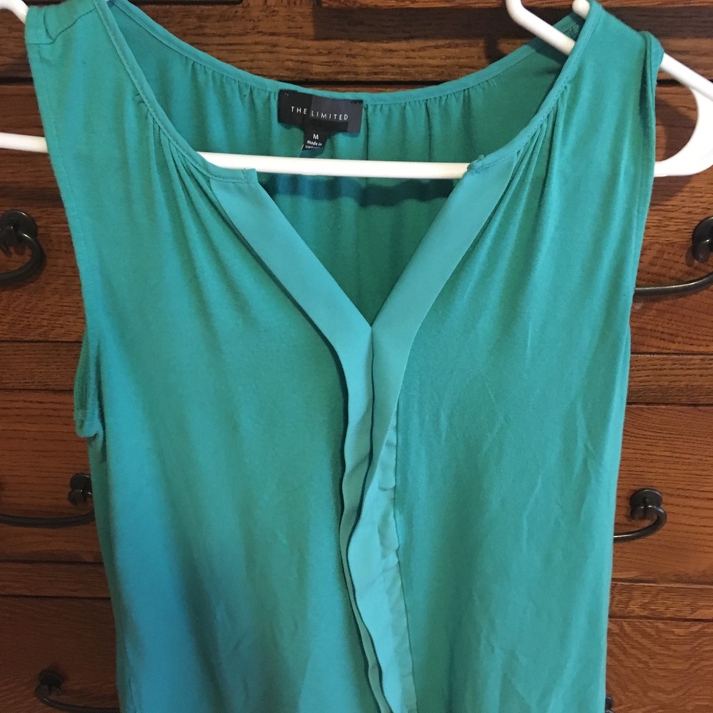 Teal sleeveless blouse